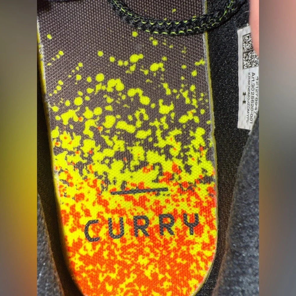 Under Armour Curry Flow Basketball Shoes Black Neon Streetwear‎ Sz 11